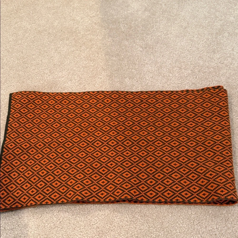 Piattelli Orange and Black Geometric Knit Scarf